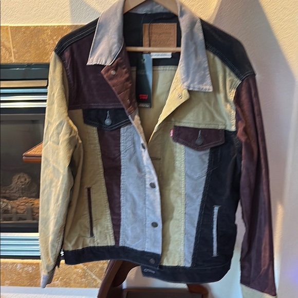 Levi's Brown and Cream Lightweight Shirt Jacket - Picture 1 of 4